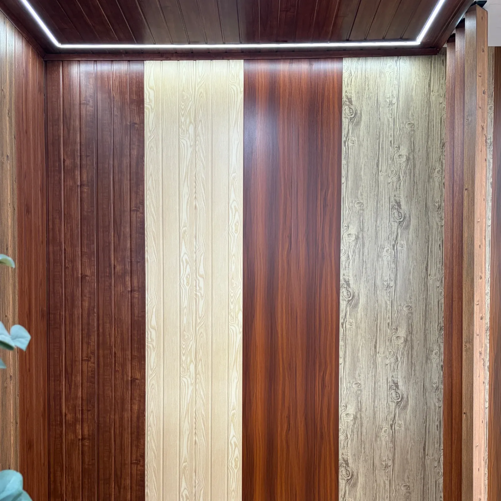 Laminado de PVC tipo madera — Nogal Imperial